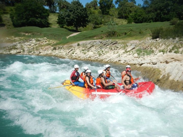 rafting en rapidos